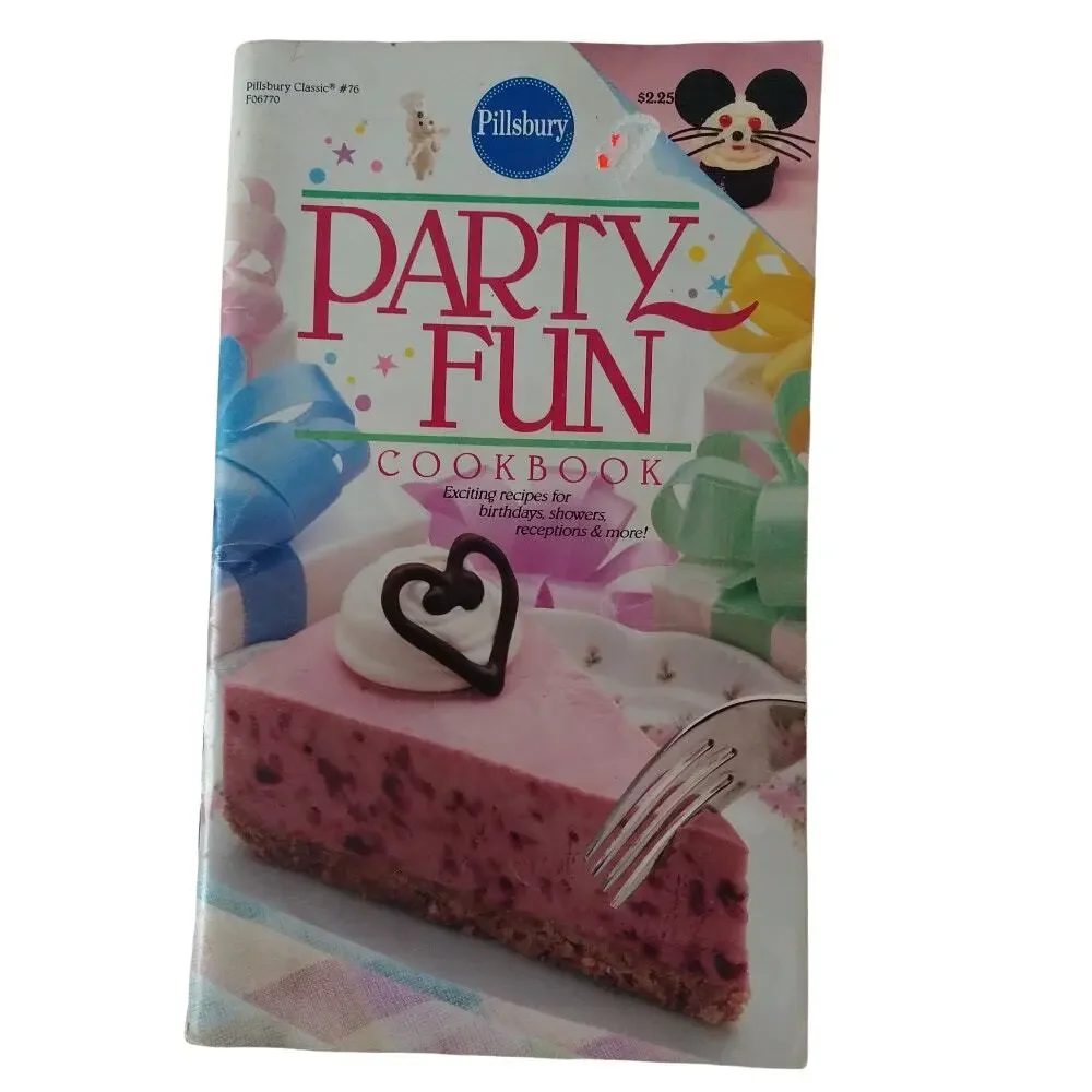 Pillsbury Party Fun 1987 Vtg Cookbook‎ Booklet